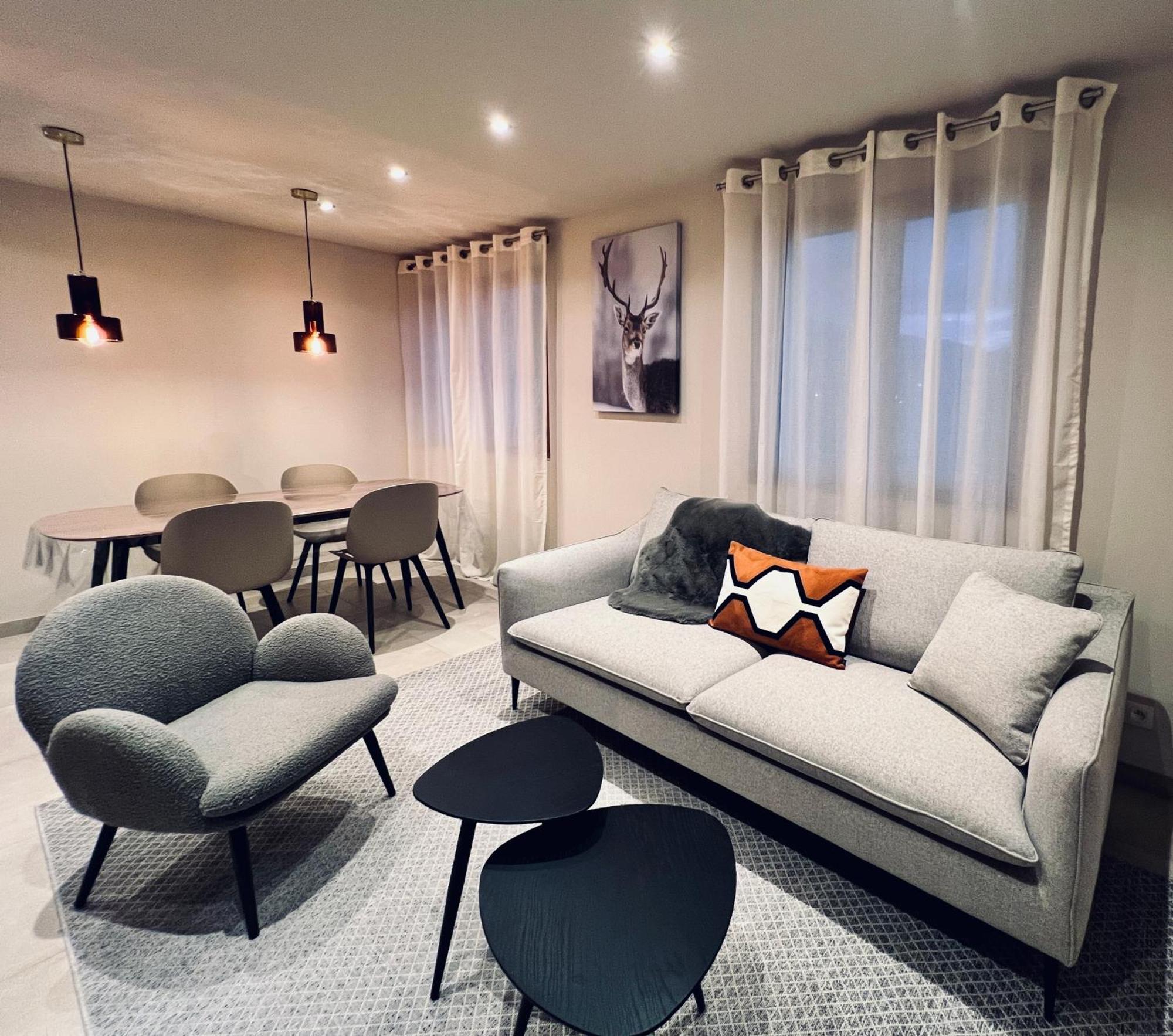 Les Hirondelles Apartment